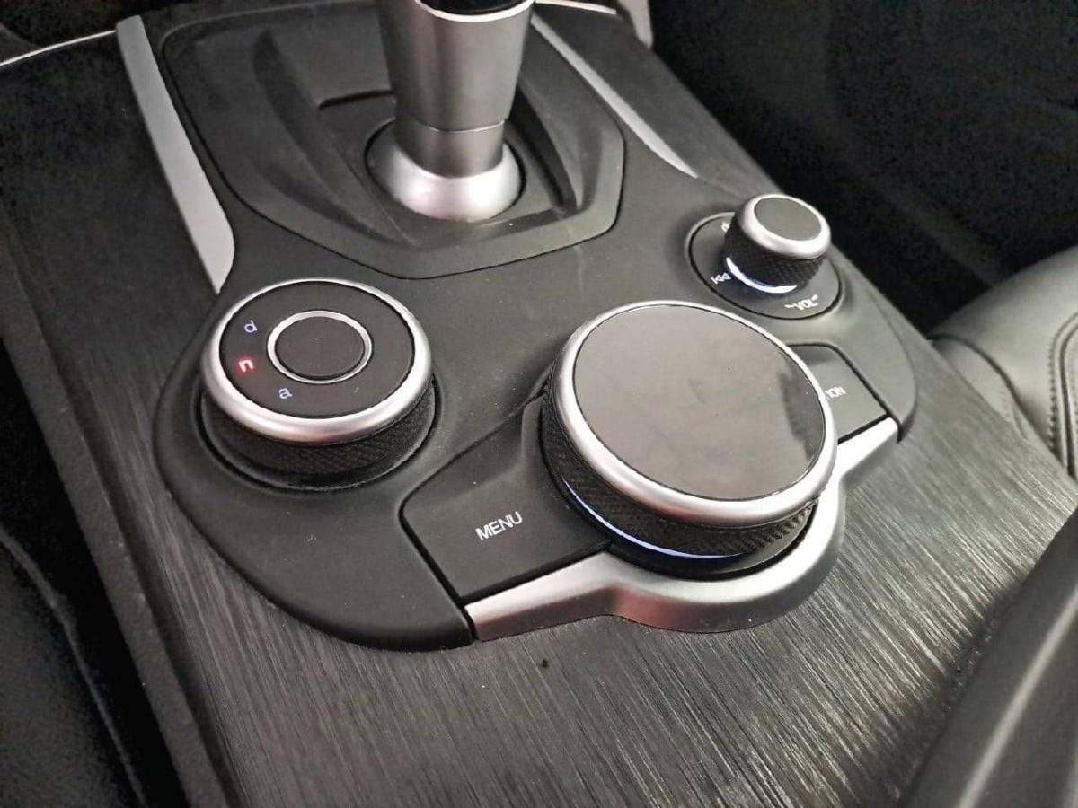 alfa-romeo-stelvio-2020-diesel-2143cc