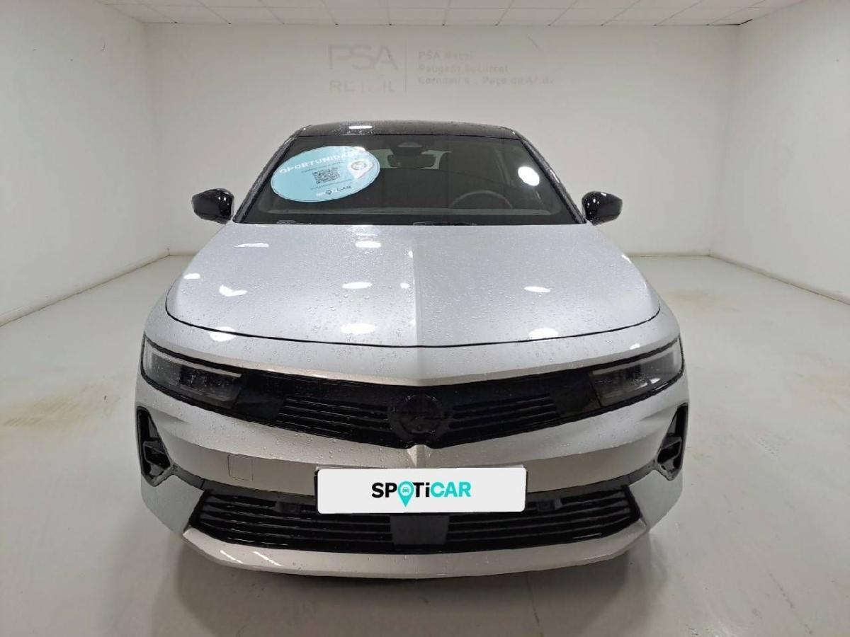 opel-astra-2025-hibrido-a-gasolina-1199cc
