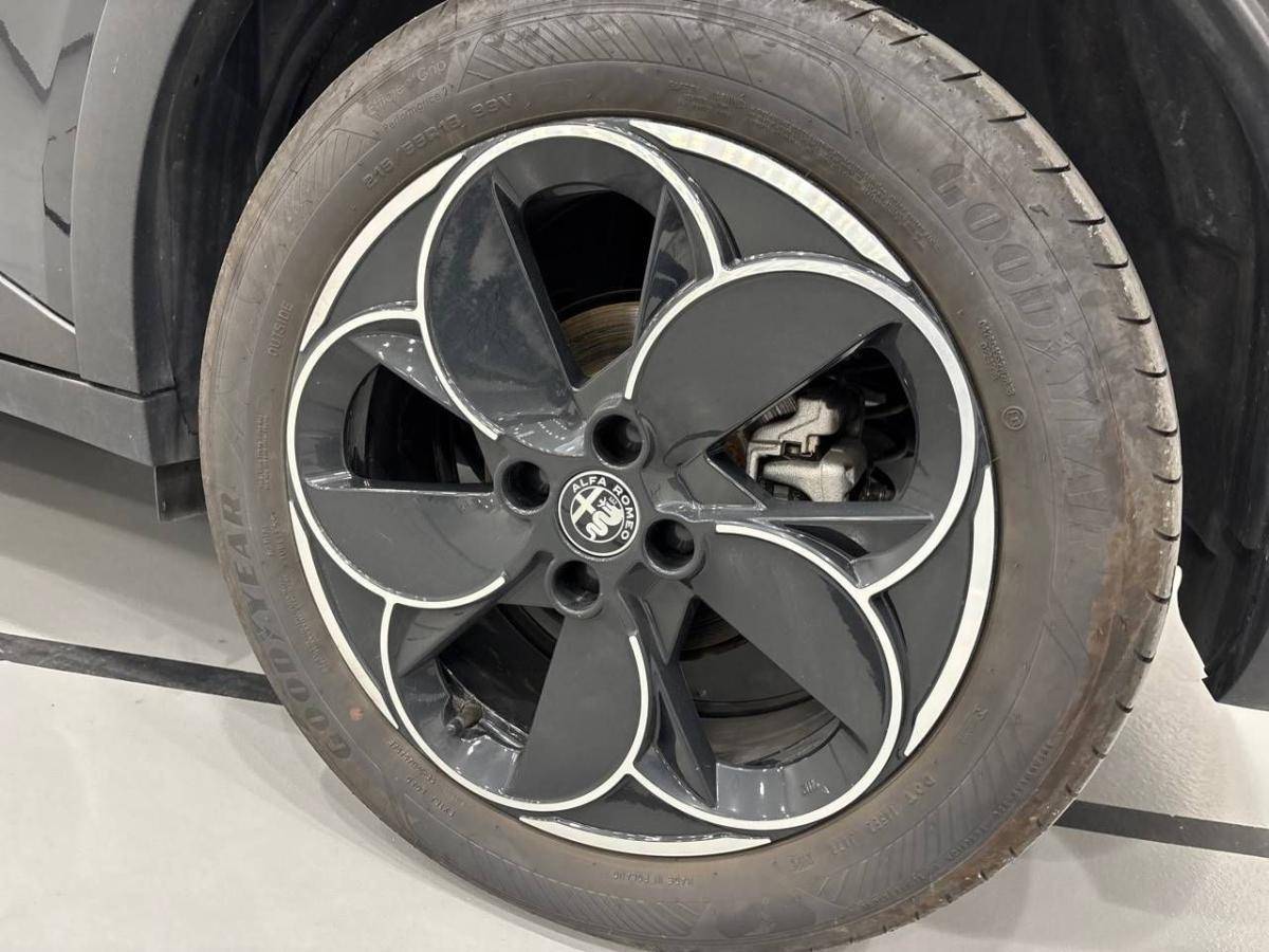 alfa-romeo-junior-2025-eletrico-1cc