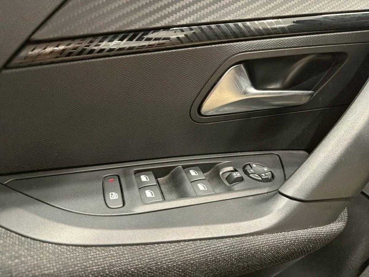 peugeot-2008-2025-gasolina-1199cc