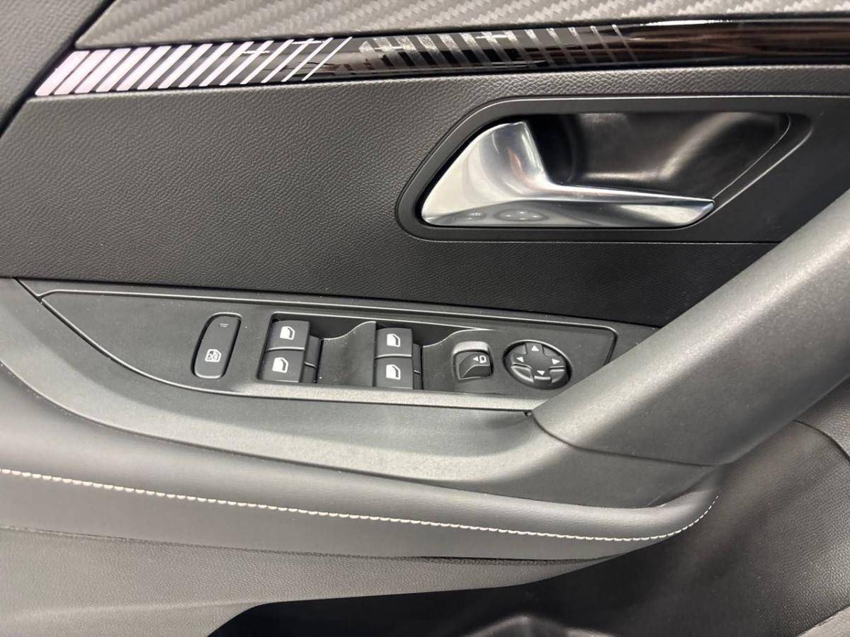 peugeot-2008-2025-gasolina-1199cc