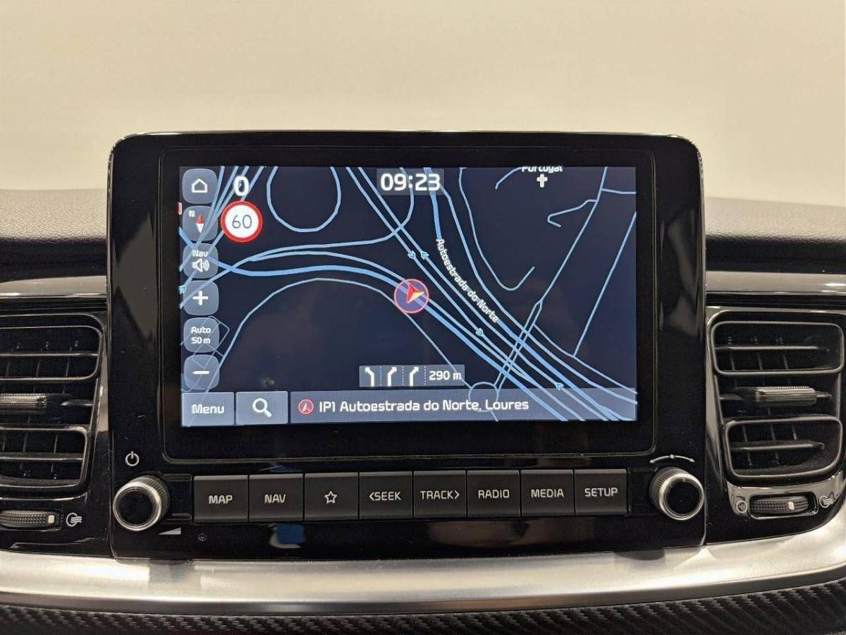 kia-stonic-2021-hibrido-a-gasolina-998cc