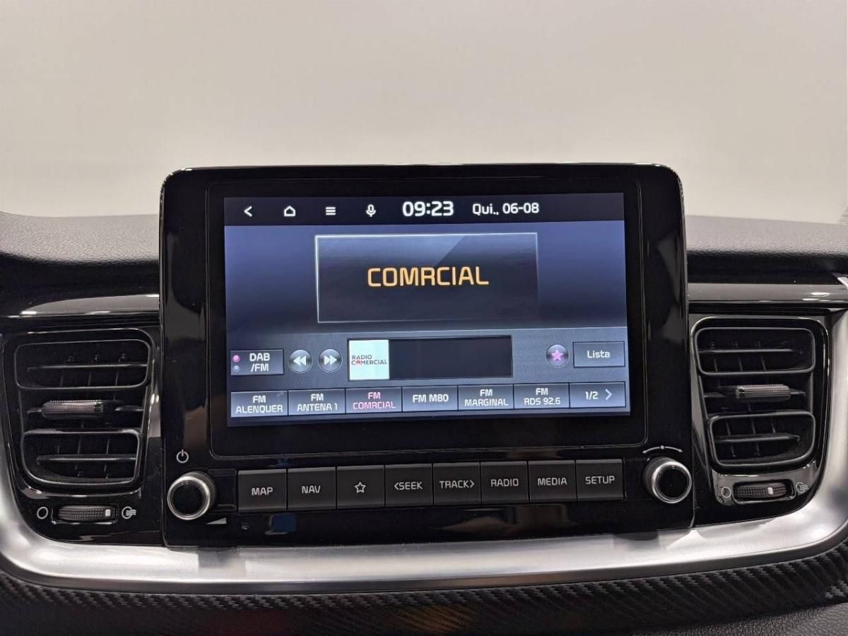 kia-stonic-2021-hibrido-a-gasolina-998cc