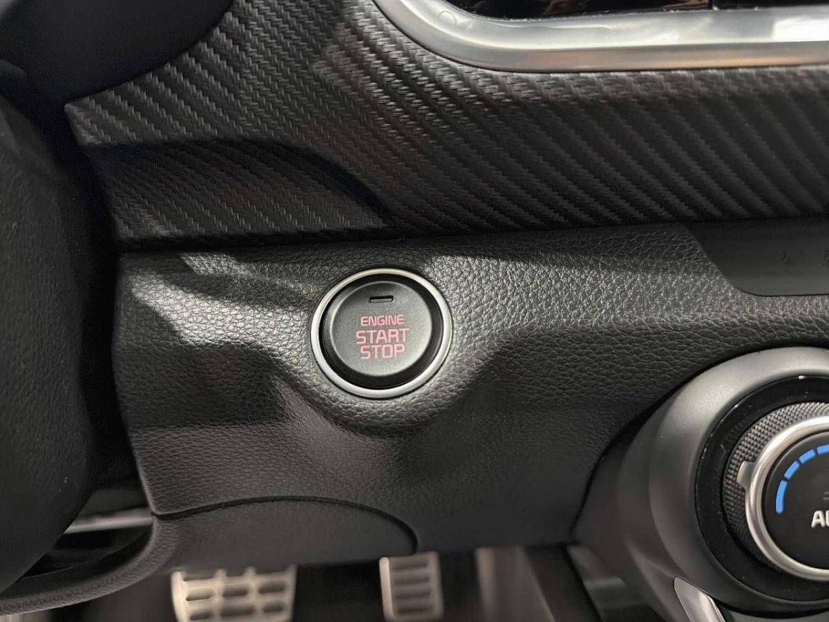 kia-stonic-2021-hibrido-a-gasolina-998cc