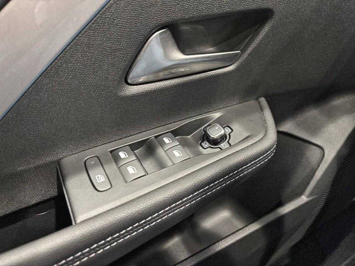 opel-astra-2025-gasolina-1199cc