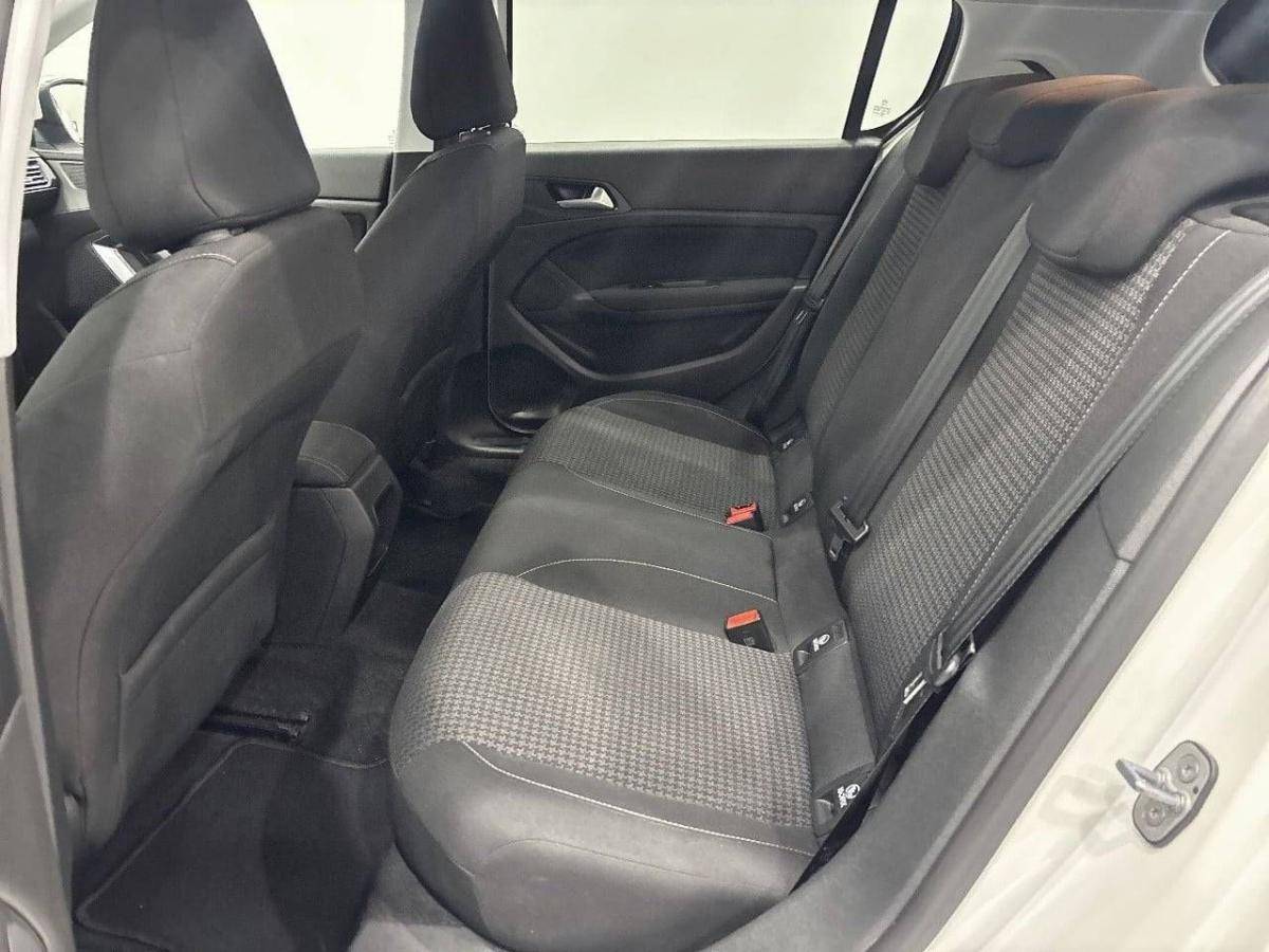peugeot-308-2018-diesel-1499cc