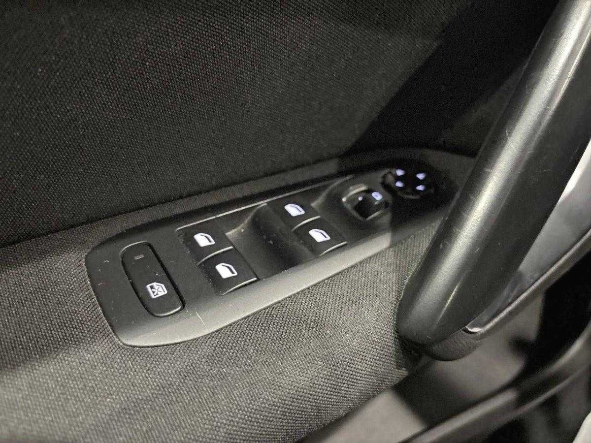 peugeot-308-2018-diesel-1499cc