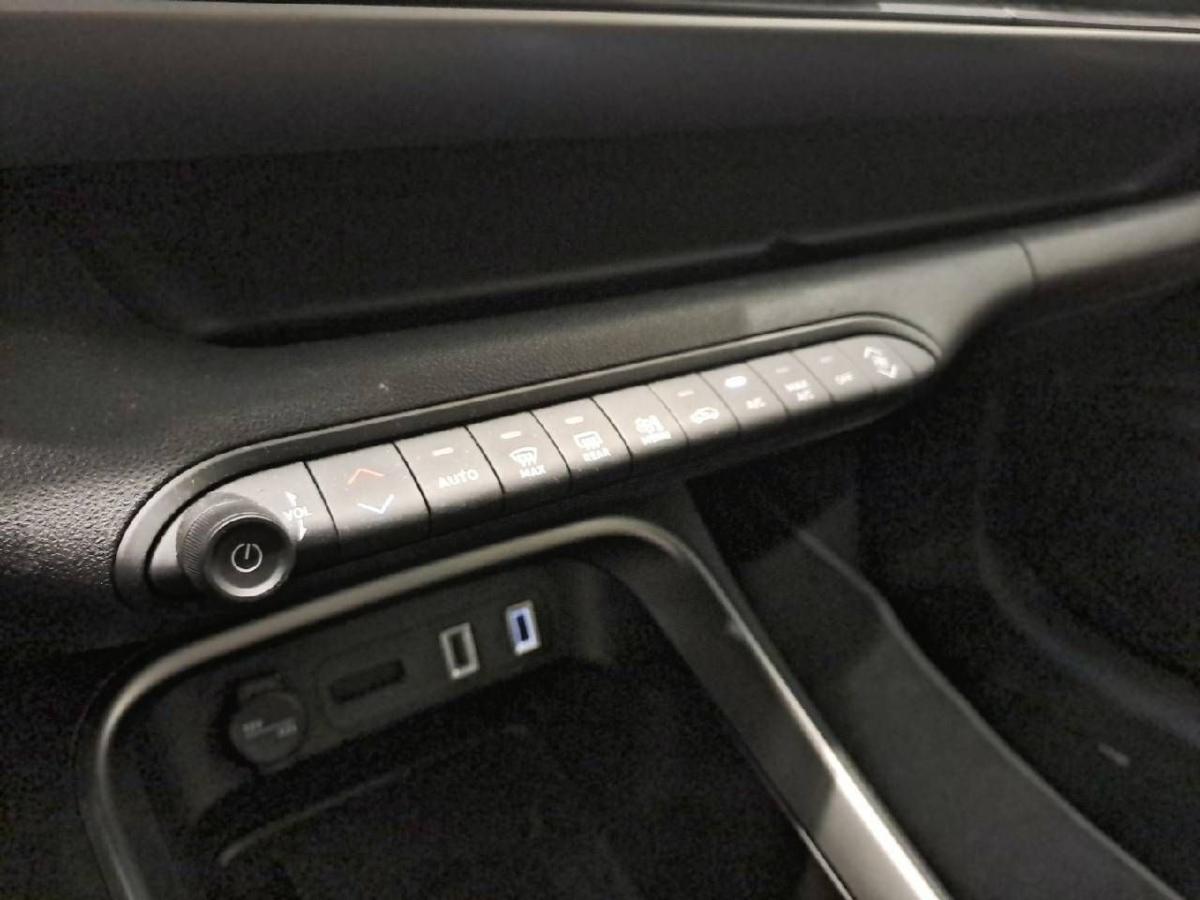 jeep-avenger-2025-gasolina-1199cc
