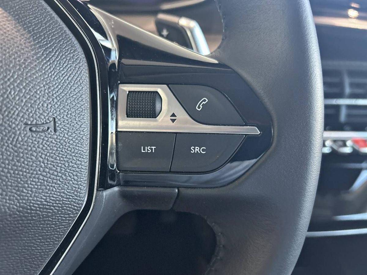 peugeot-208-2025-hibrido-a-gasolina-1199cc