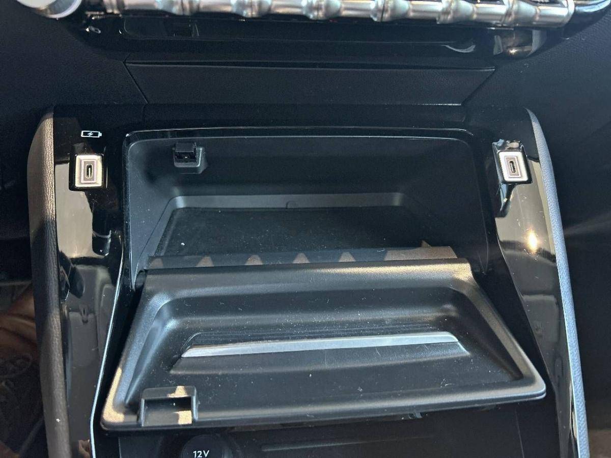 peugeot-208-2025-hibrido-a-gasolina-1199cc