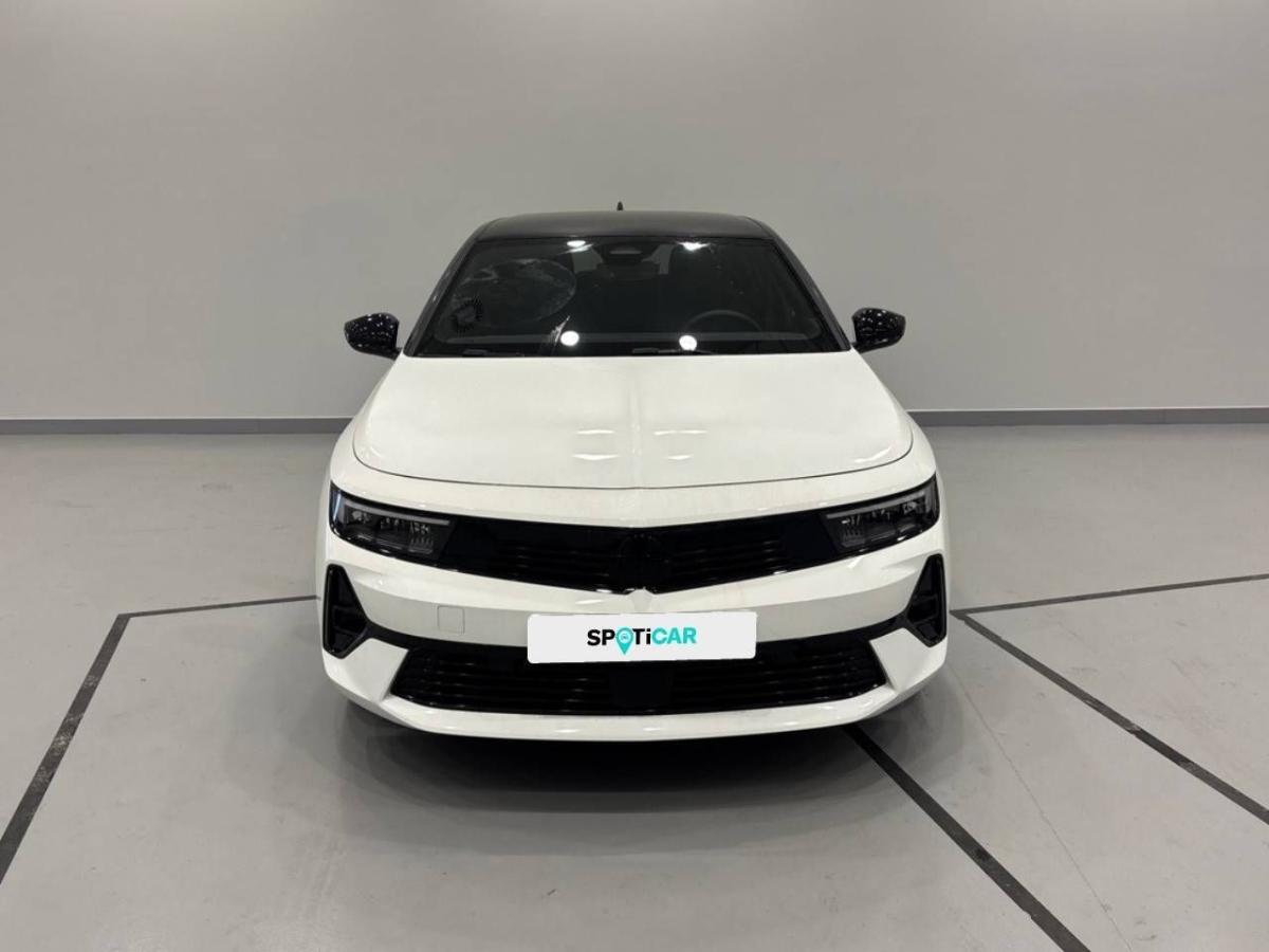 opel-astra-2025-gasolina-1199cc