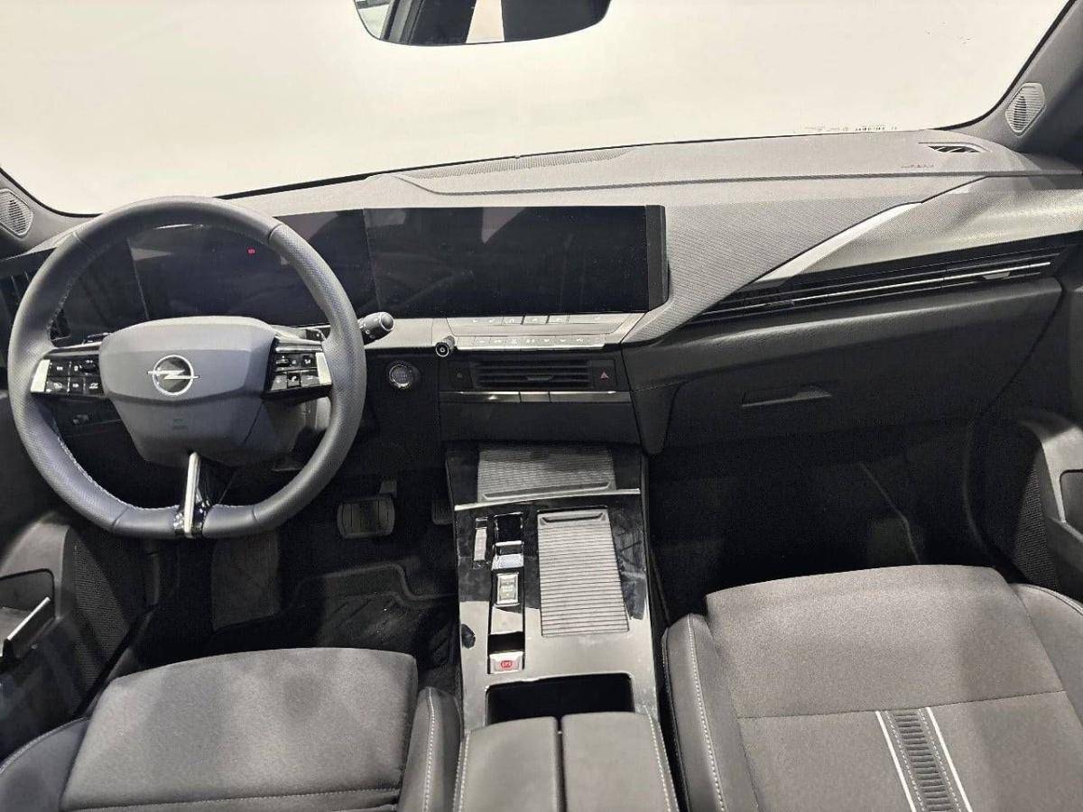 opel-astra-2025-gasolina-1199cc