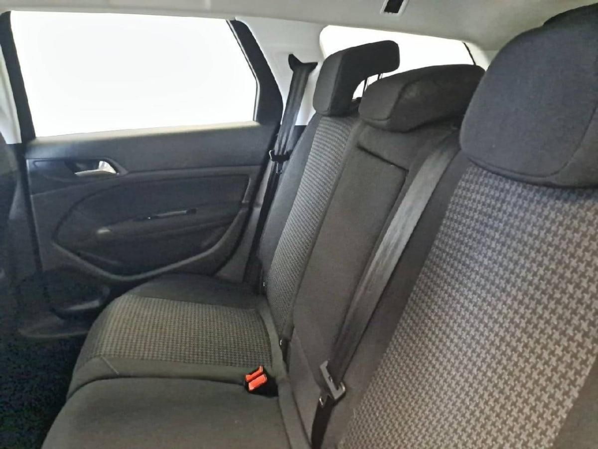 peugeot-308-2019-gasolina-1199cc