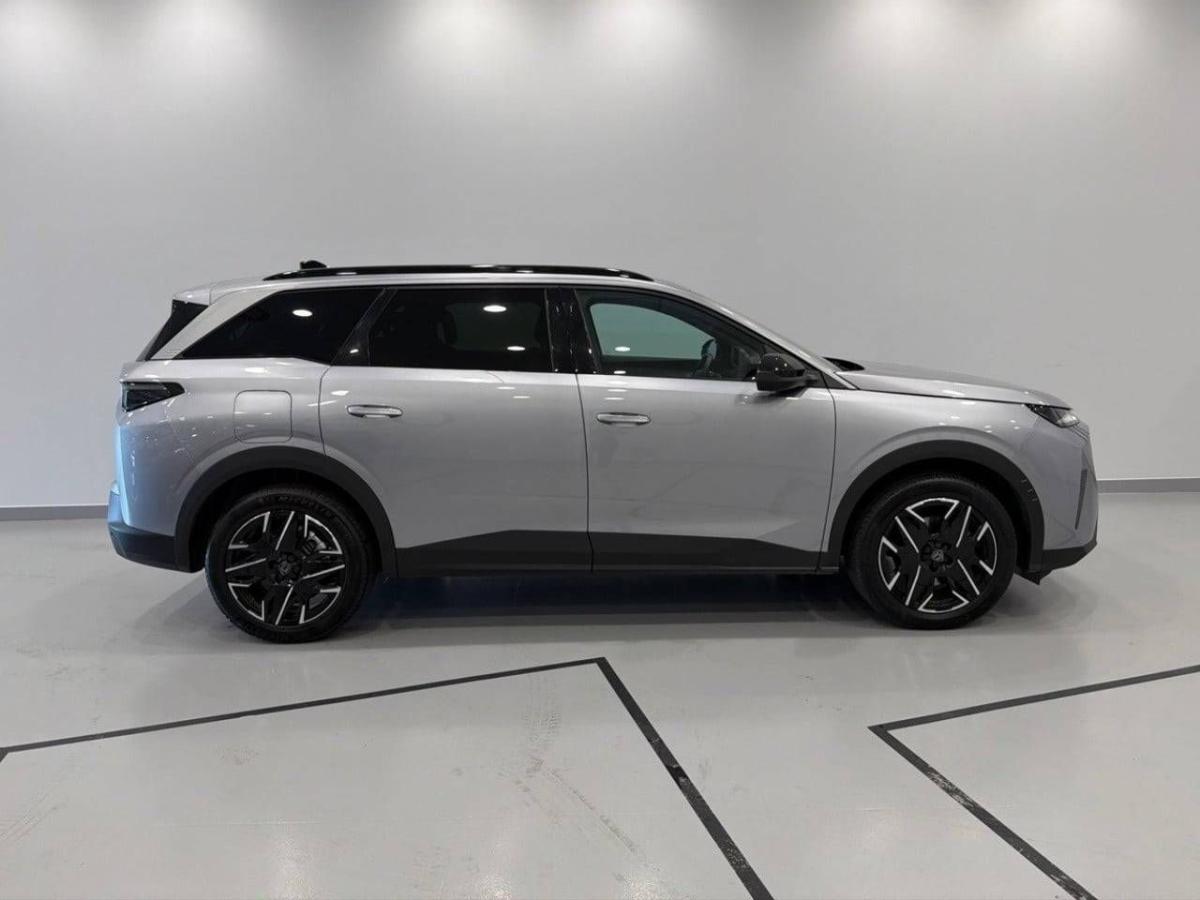 peugeot-5008-2025-gasolina-1199cc