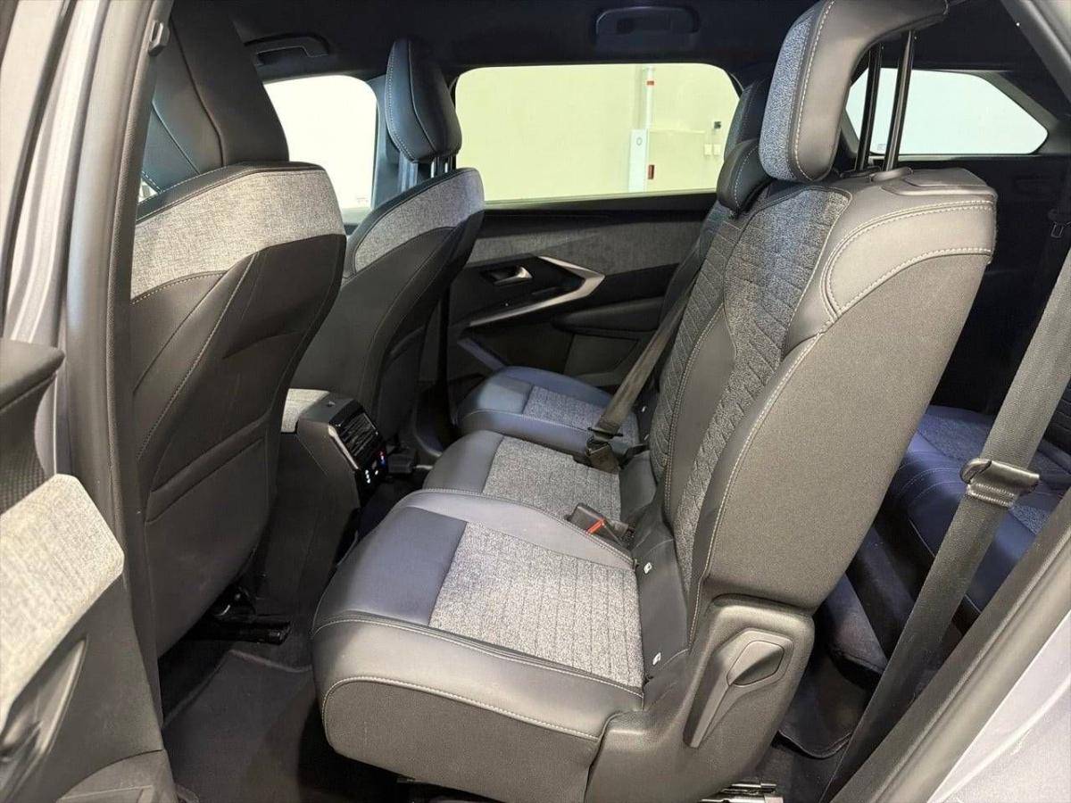 peugeot-5008-2025-gasolina-1199cc