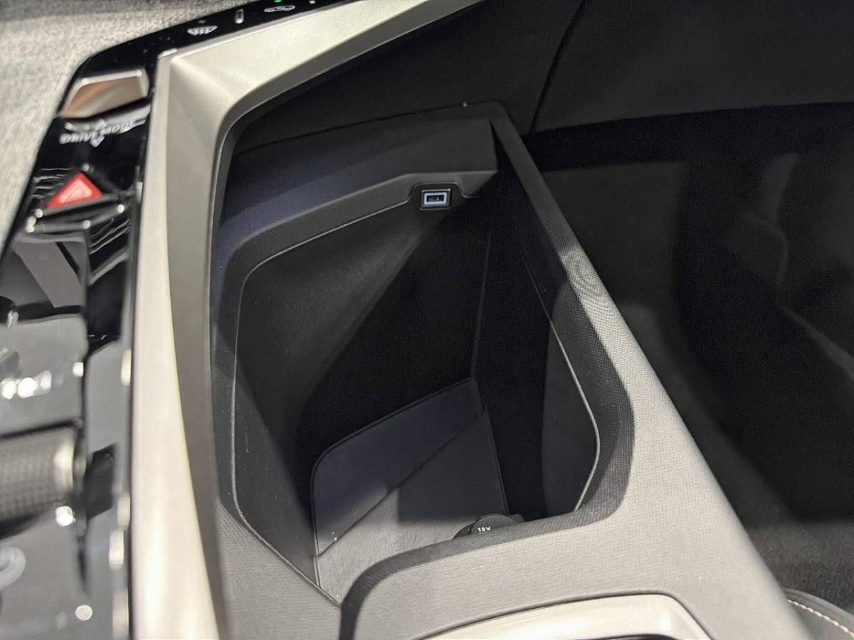 peugeot-5008-2025-gasolina-1199cc