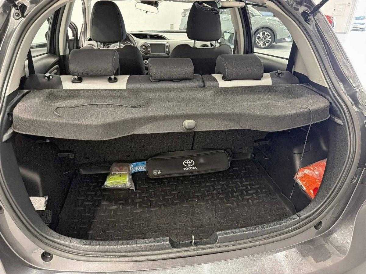 toyota-yaris-2019-hibrido-a-gasolina-1497cc