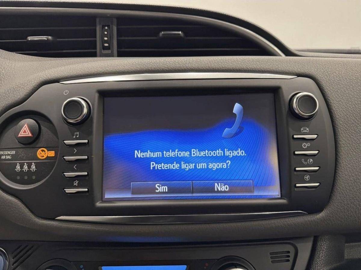 toyota-yaris-2019-hibrido-a-gasolina-1497cc
