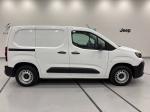 peugeot-partner-2025-diesel-1499cc