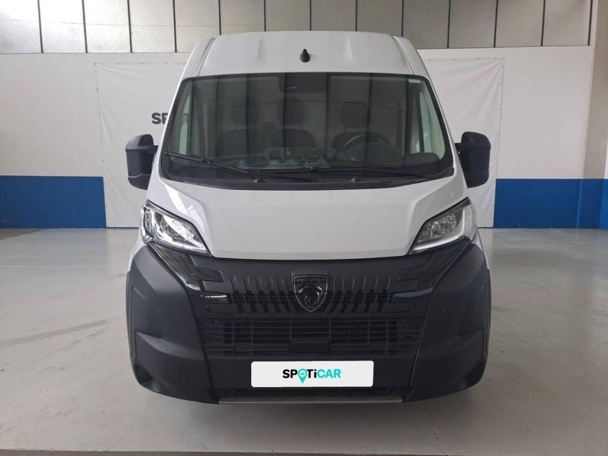 peugeot-boxer-2025-diesel-2184cc