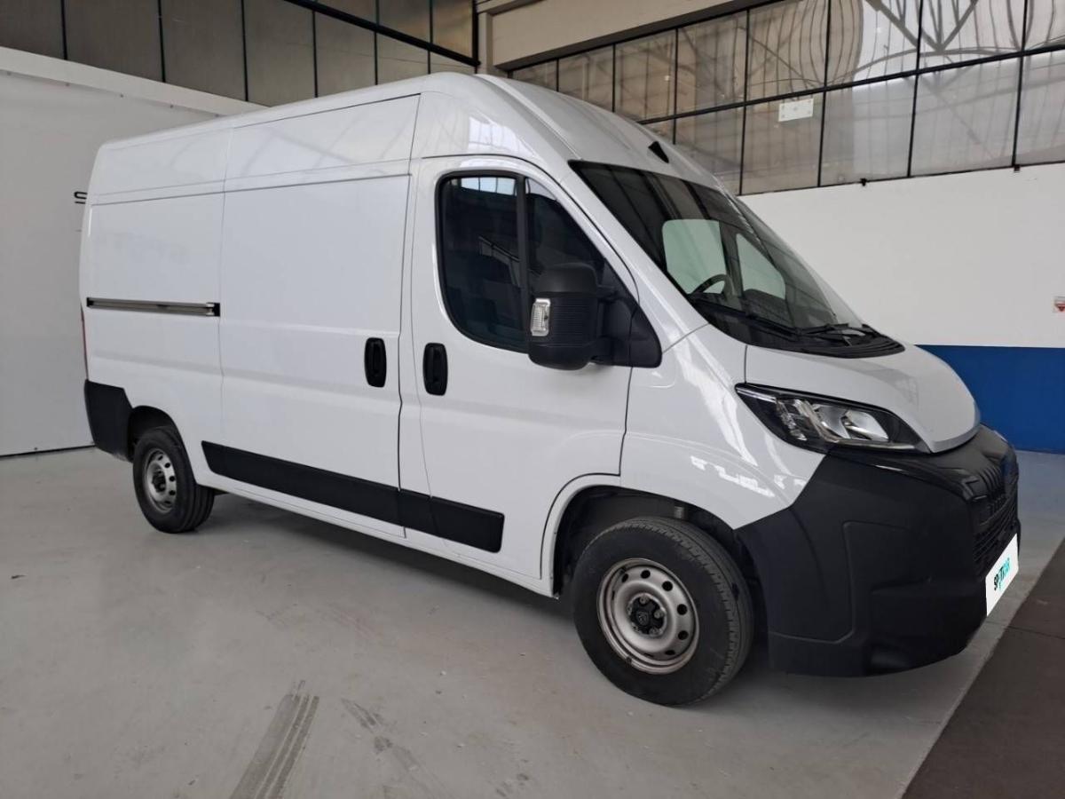 peugeot-boxer-2025-diesel-2184cc