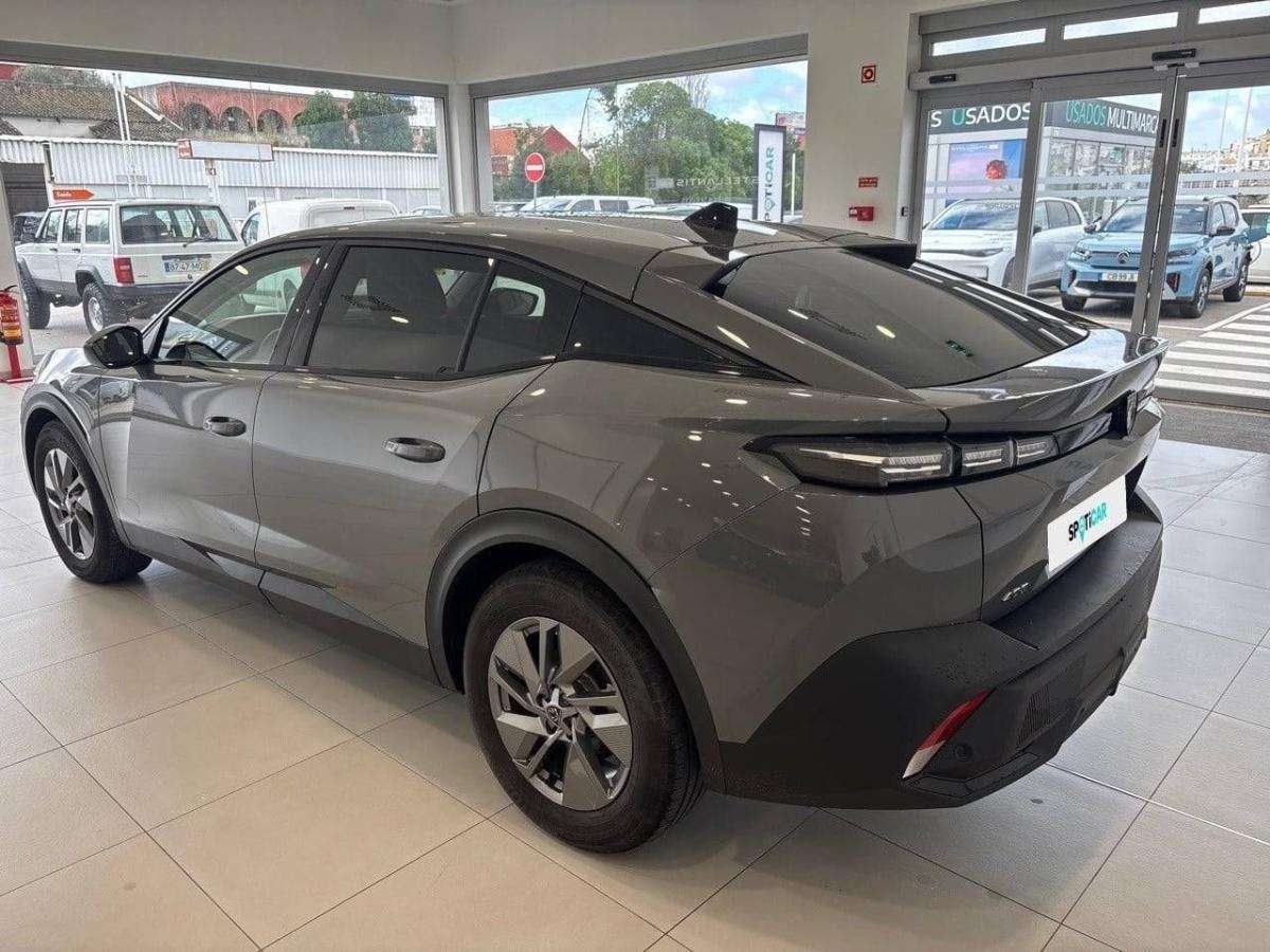peugeot-408-2025-gasolina-1199cc
