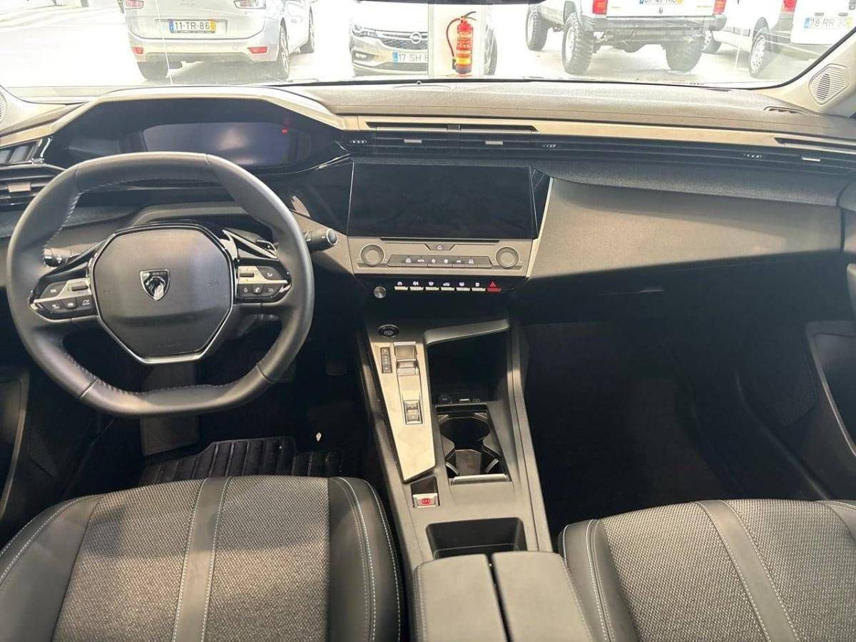 peugeot-408-2025-gasolina-1199cc