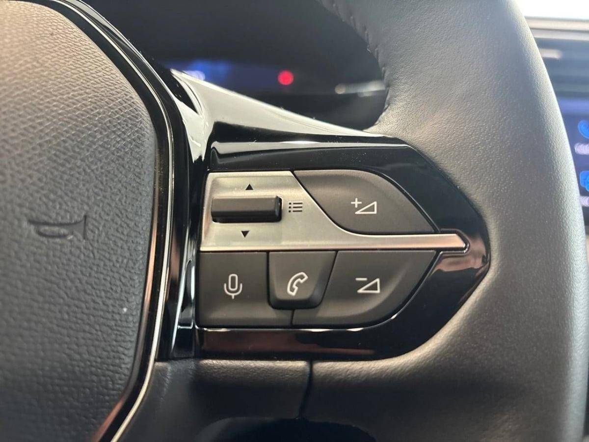peugeot-408-2025-gasolina-1199cc