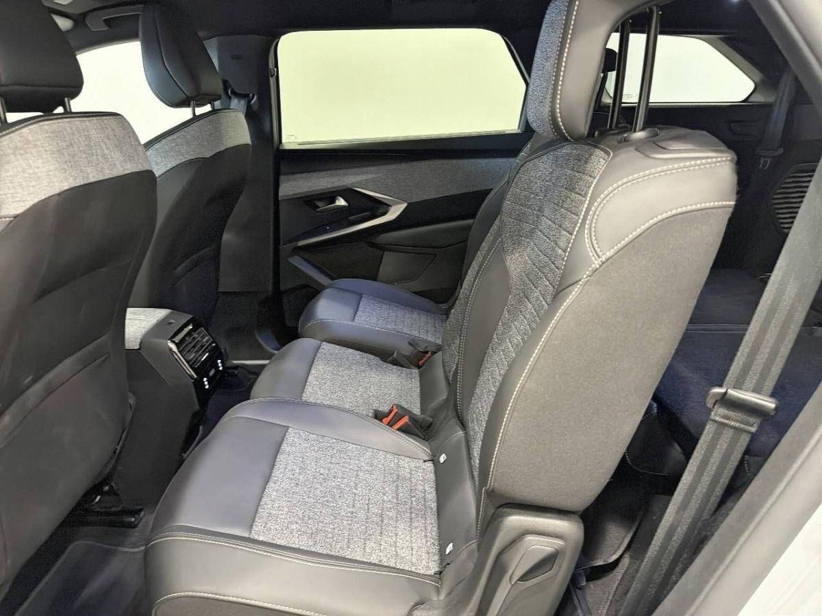 peugeot-5008-2026-gasolina-1199cc