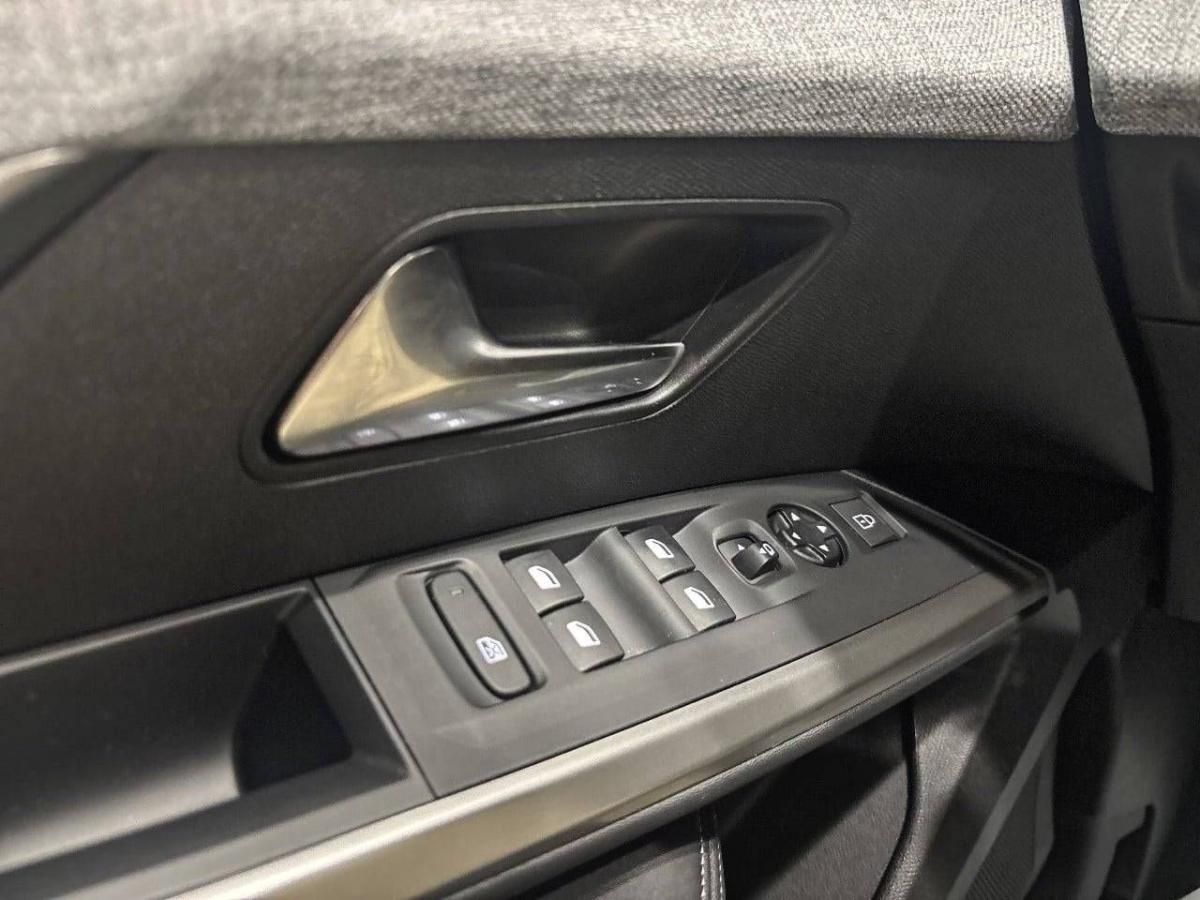 peugeot-3008-2025-gasolina-1199cc