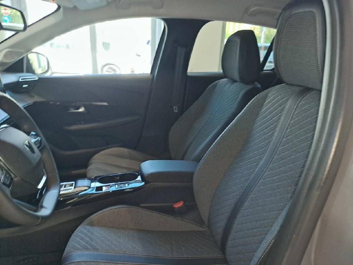 peugeot-208-2025-gasolina-1199cc