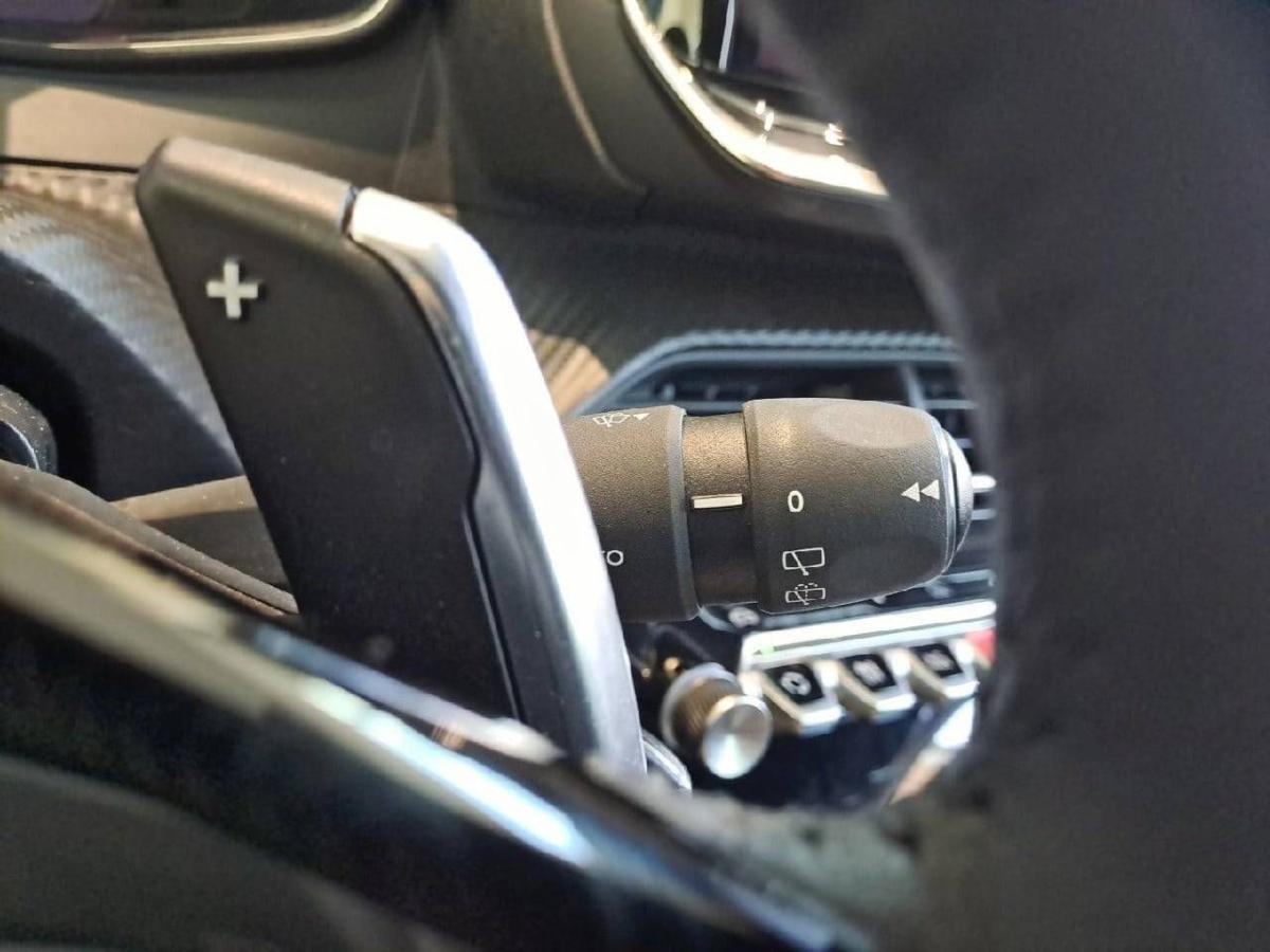 peugeot-208-2025-gasolina-1199cc