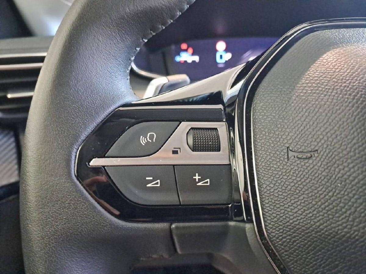 peugeot-208-2025-gasolina-1199cc