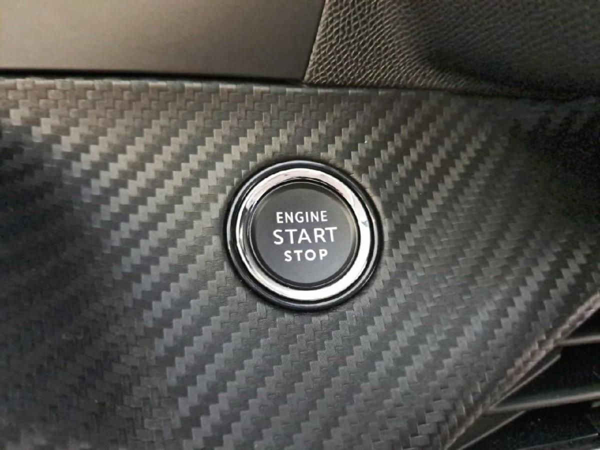 peugeot-208-2024-hibrido-a-gasolina-1199cc