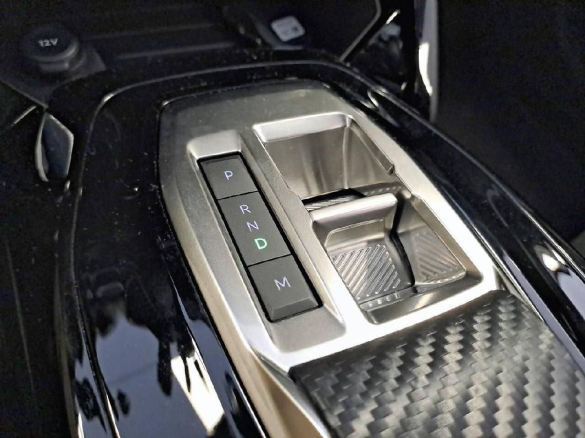 peugeot-208-2024-hibrido-a-gasolina-1199cc