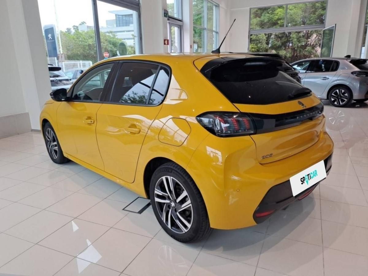 peugeot-208-2023-gasolina-1199cc