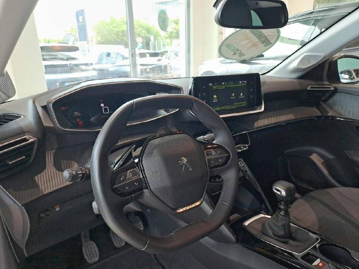 peugeot-208-2023-gasolina-1199cc