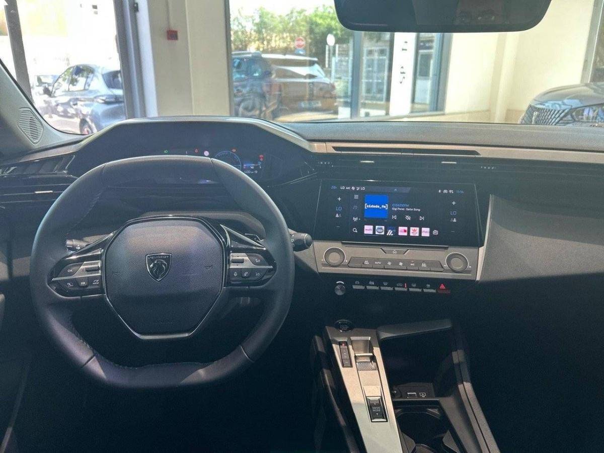 peugeot-308-2025-gasolina-1199cc