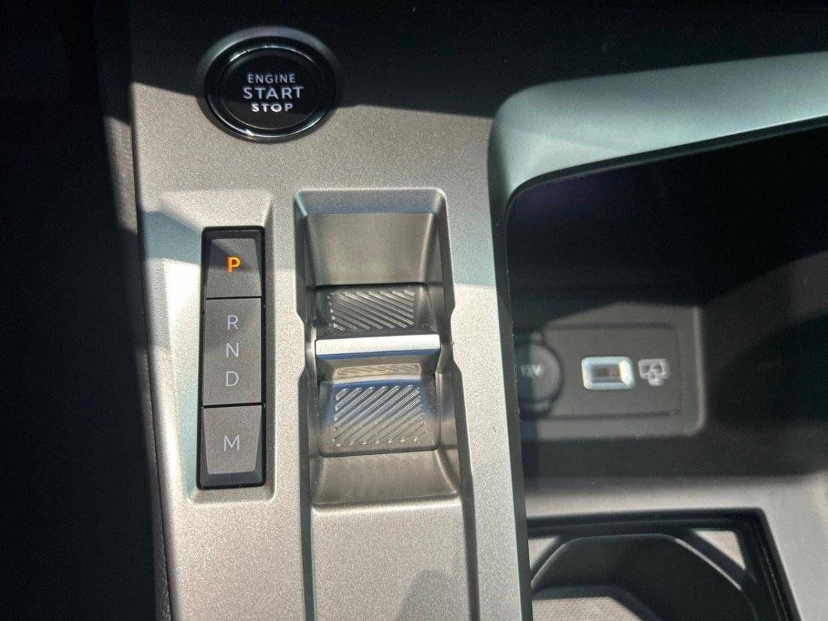 peugeot-308-2025-gasolina-1199cc