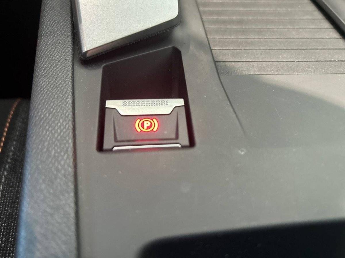 peugeot-308-2025-gasolina-1199cc