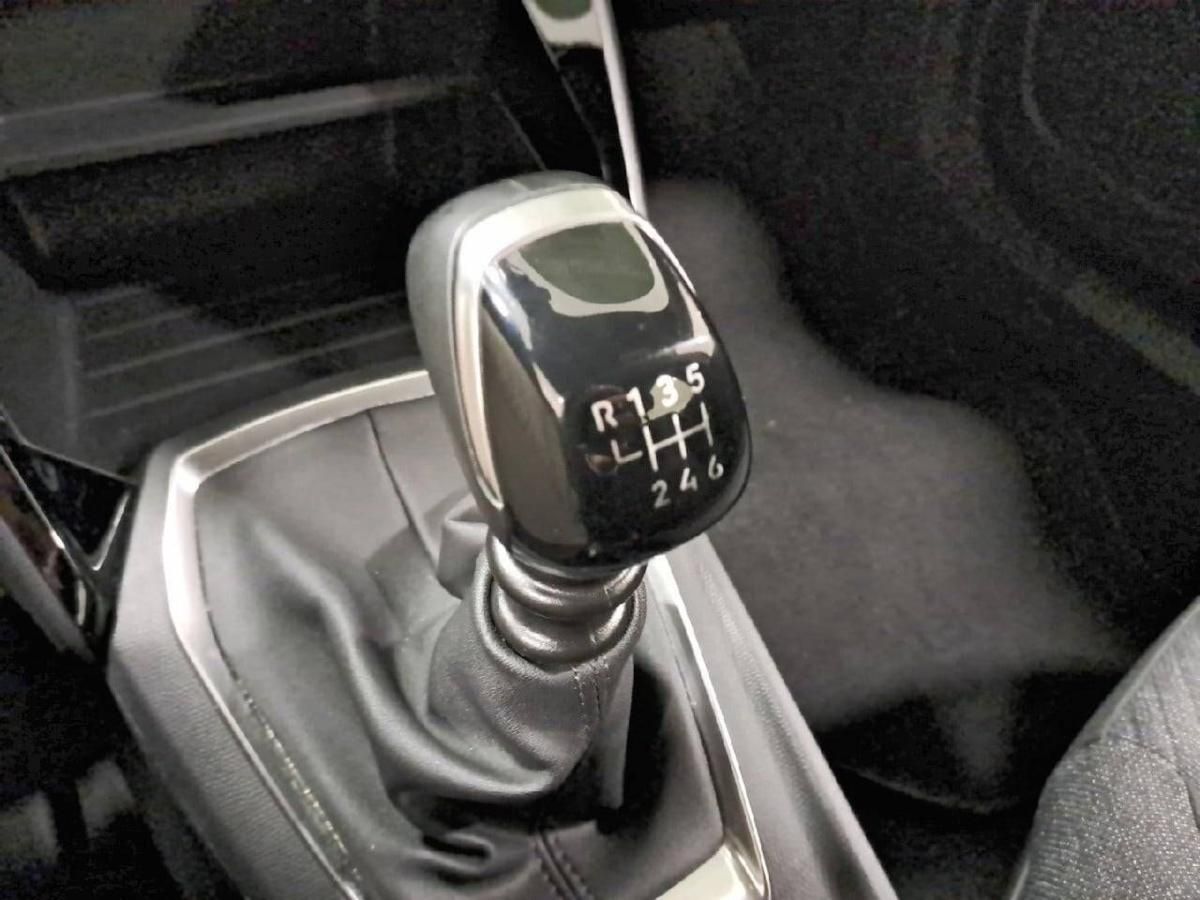 peugeot-2008-2025-gasolina-1199cc