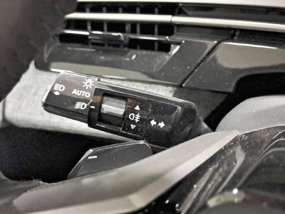 peugeot-5008-2025-gasolina-1199cc