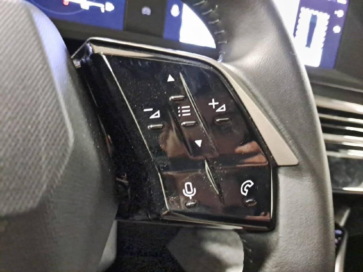 peugeot-5008-2025-gasolina-1199cc