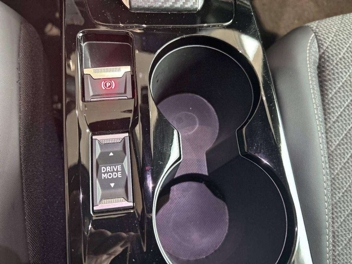 peugeot-2008-2025-gasolina-1199cc