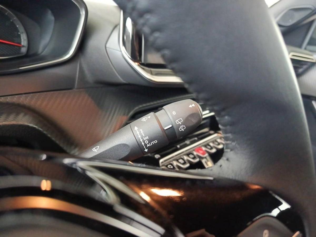 peugeot-2008-2025-gasolina-1199cc