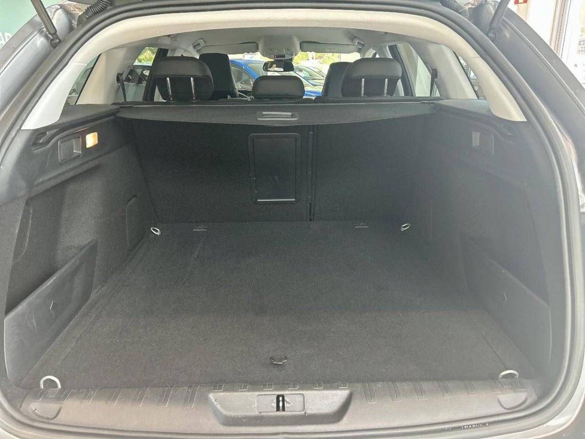 peugeot-308-2019-gasolina-1199cc