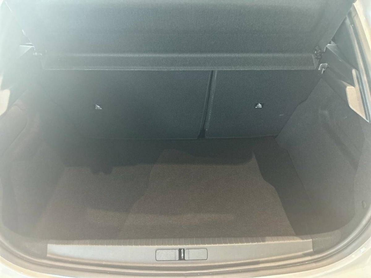 peugeot-208-2025-gasolina-1199cc