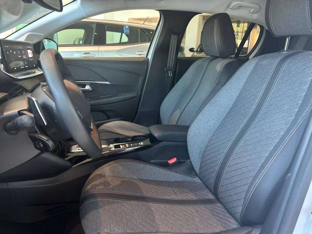 peugeot-208-2025-gasolina-1199cc