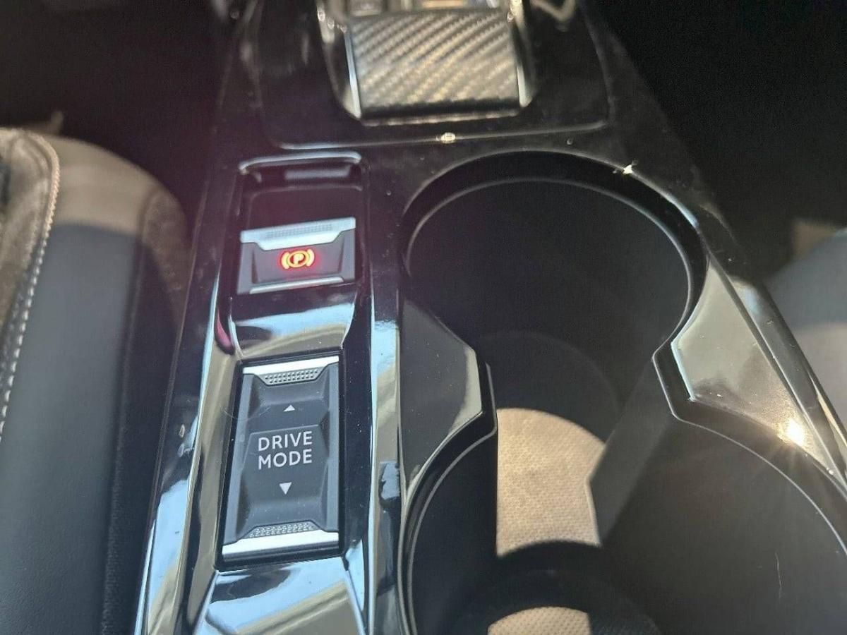 peugeot-208-2025-gasolina-1199cc