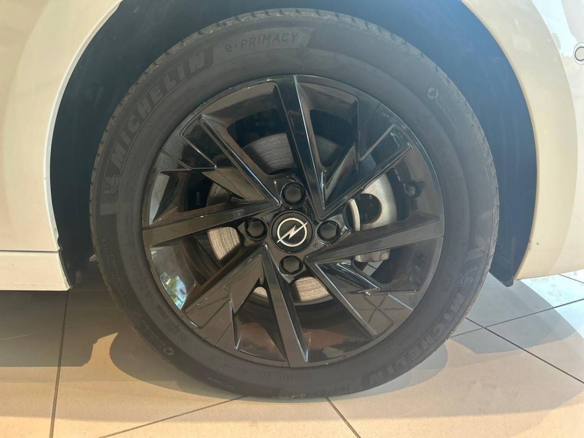 opel-corsa-2025-gasolina-1199cc